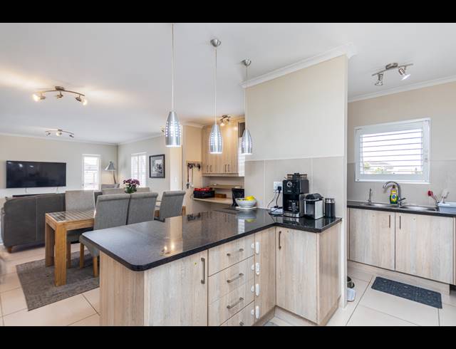 3 BEDROOM HOUSE SOLD IN SUNNINGDALE